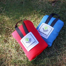 [우글우글] 초경량 휴대용 방수 피크닉 돗자리 1인용, 블루