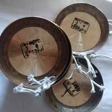 巨匠工廠云鑼四川云南11.5公分鐺鐺馬鑼小馬銅鑼手工平底手鑼, 1個, 云鑼四川云南11.5公分鐺鐺馬鑼小馬銅鑼