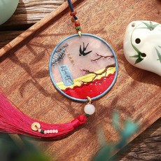 熱銷 刺繡手工diy材料包 自繡製作平安福禦守書簽掛件雙麵繡蘇繡送男友禮物, 【燕歸平安】送繡繃+禮盒 【需自己縫製】, 1個