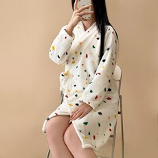 居家珊瑚絨綁帶浴袍 斑點款