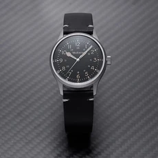 밀리포틱 남성호환 쿼츠 시계 에비에이터 38mm 사파이어 미러 야광 100m 방수 VH31