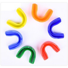 【銅板屋】運動牙套，適用於拳擊、籃球、足球、跆拳道等運動，有效保護牙齒，防止磨牙，搞笑造型設計, 1.紅色(送收納盒), 1個