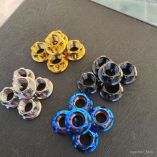 鈦閤金開口M10*1.25/1.5法蘭花式螺母 車輛裝飾配件螺母，輕量化設計，提升操控性，多種車型適用, 1個, 鈦本色,M10*1.5法蘭花螺母2顆