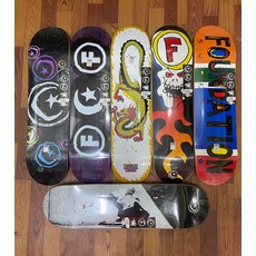 Foundation 星月 專業進口滑板板面 8.0 吋 加拿大楓木 全新未拆封, 如圖所示, 1個