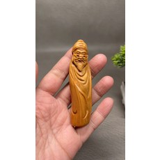 太行崖柏 小地主, 如圖所示, 1個