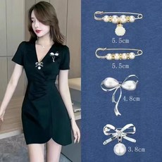 文藝青年 時尚胸針 防走光胸針女 領口縮小神器 收腰別針 固定衣服 領針 高檔配飾 韓版領口別針 時尚 優雅 小香, A19時尚胸針（4個裝）, 1個