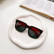 Q.M SHOP 五月新款-輕巧偏光矽膠彈性ins風雙色摺疊兒童墨鏡 太陽眼鏡 輕量 檢驗合格 抗UV400 兒童