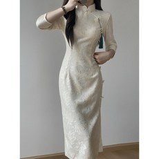 旗袍新款2026春款長袖香檳色訂婚新中式禮服 高級感改良年輕款少女 宴會禮服 氣質長裙 傳統服飾 民國風 (滿額贈)