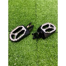 CNC 鋁合金加大腳踏 適用於CRF300L CRF300 RALLY CRF250L 提升騎行舒適度與安全性, 黑色, 1個