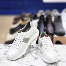 남성 4cm 화이트 경량 컴포트 캐주얼 워킹 스니커즈 3MQ560 657649