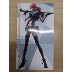 娜美長盒公仔 全新未拆 娃娃機夾物 現況如圖 特價 出清 海賊王 航海王 站姿 NAMI 美女公仔, 1個