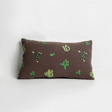 MYUMYU 沐慕家居台灣24H出貨英文字母仙人掌刺繡抱枕，純棉簇絨可拆洗沙發靠枕