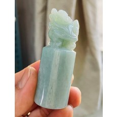 翡翠龍印章 (附鑑定證書), 天然A貨玉 冰潤淺藍綠滿載而歸招財龍龜翡翠印章/正圓印/私章 冰透光過底滿綠不露白 2.2cm大印體, 1個