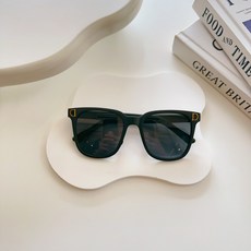 B.P飾品專賣 四月新款-兒童雙D造型墨鏡 太陽眼鏡 小朋友 大童 可愛 百搭 可愛 小童 親子 嬰幼童配件 新款