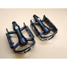 UNION超精美鋁合金CNC腳踏板105x81MM 輕量化設計 附反光片 提升騎行安全, 1個