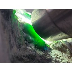 瓜地馬拉翡翠原石 危料墨翠 賭石 牌子戒面料 663克, 1個