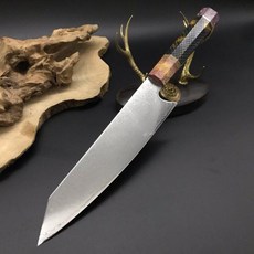 職匠 大馬士革 67層 劍型牛刀 VG-10鋼芯 強化木八角柄 刃長21cm, 1個, 瑕疵加強金屬網穩定強化木柄1把