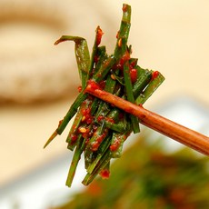 부추김치 매콤달콤 갓담은 남해 별미김치 1kg, 1개