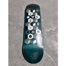 尺寸8.0 法國進口 Antiz 滑板板面 送同品牌進口砂紙 全新未拆封 antiz砂紙 純黑砂紙 小熊砂紙可以選 保真品, 如圖所示, 1個