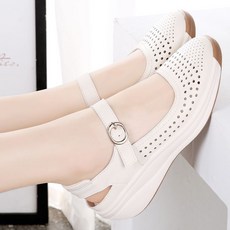 통굽 샌들 여성 여름 캐주얼 구멍 신발 통기성 부드러운 가죽 송편 미끄럼 방지 굽 샌들 엄마 단화 4.5cm