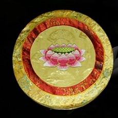 精緻蓮花刺繡圓形祭祀墊 祭祖拜神供桌墊 傳統文化祭祀用品, 1個