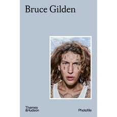 (영문도서) Bruce Gilden (Photofile) Paperback, Thames & Hudson, English, 9780500411261