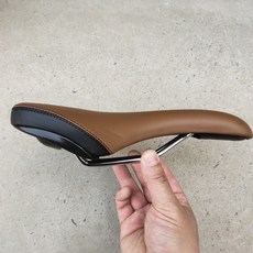 山地車 鞍座 公路 自行車 折疊車 坐墊 座包 尺寸 270mm 147mm, 如圖所示, 1個