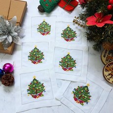 HCRAFT 자수 화이트 칵테일 냅킨 15.2 x 15.2cm(6 x 6인치) 천 냅킨 컵받침 6개 세트 크리스마스 트리 자수 칵테일 냅킨 크리스마스 칵테일 냅킨 파티용 사