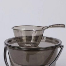 家用大號加厚塑膠桶 手提洗衣桶 透明水桶, 瑪瑙灰- 水桶套裝-單勺1個 , 水桶把手全透明 #放心購買#, 1個