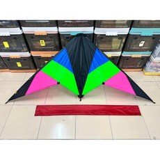 風箏小舖 三馬鑽石特技風箏（大六） 碳纖維桿 防彈線組 初學練習機 3-5級風, 詳見包裝