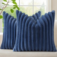 DecorUhome Summer Cozy 인조 모피 장식용 베개 커버 61x61cm(24x24인치) 2개 세트 장식적이고 부드러운 플러시 스트라이프 모던 팜하우스 보헤미안 소, 네이비 블루