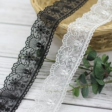 패브릭샵 TR레이스 4.4cm 여덟개꽃잎 2컬러, 백아이보리