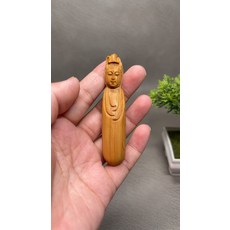太行崖柏 觀音手把件 紅油, 如圖所示, 1個