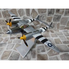 Corgi 1/72 Lockheed P-38J Lightning 閃電式雙引擎戰鬥機 歐洲戰場王牌, 1個