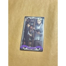 進擊的巨人 塔羅牌 里維兵長 漢吉 艾連 明信片立牌徽章, 1個, 6