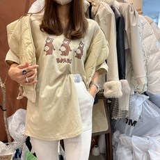 扉娜VinaShop 質感肚肚熊熊側開叉棉T, 1個, 杏色