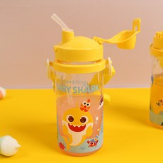 [은리베]핑크퐁 아기상어 끈달린 빨대 물통, 1개, 350ml, 옐로우
