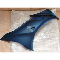 山葉 YAMAHA R15 V4 導流罩 側殼 側蓋 BCW-XF836-00-P1 BCW-XF83G-00-P1 消光藍, 1個, 右邊