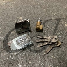 CJ motor 2T 偉士牌 老偉 vespa 鎖 key s sv 90，經典老車防盜必備，安全可靠, 1個