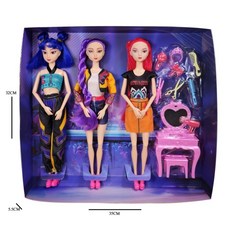 K-POP女團娃娃套裝 主題玩具批發, 3人偶+梳妝台配件套裝, 1個