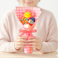 래프유 킨더조이 사탕 인형 꽃다발 1p, 핑크