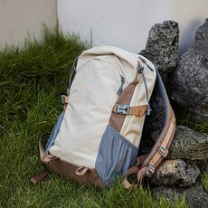 2025新款雙肩登山包防水戶外徒步背包多功能旅行包時尚耐磨雙肩包輕便戶外登山包運動背包旅行休閒徒步防水大容量騎行背包輕便, 【經典黑白】輕便徒步登山包,【32x15x48】