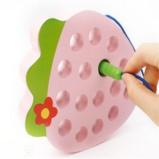 끈이스토어 딸기 실꿰기 두뇌발달완구 협응력향상