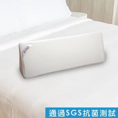 JUST 4U 強生 透氣三角擺位枕 CB18，辦公室居家車用腰靠墊，舒適透氣擺位，減輕腰部壓力