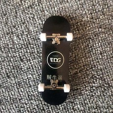 手指滑板 指尖滑板 迷你滑板 砂紙合金指尖軸承輪 新手入門 台灣出貨, 賊牛手指滑板, 1個