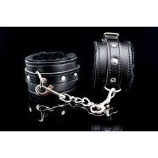 發光派對屋(西門中華店) 表演整人情趣絨毛皮革手銬腳銬腳鐐(三色可選)，派對助興，增加互動樂趣，炒熱現場氣氛, 1個, 粉色腳銬