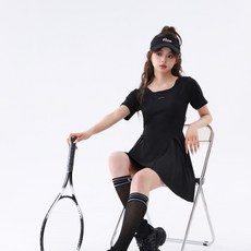 LIULU 純色簡約清純顯瘦遮肉保守平角褲裙式連體泳衣女