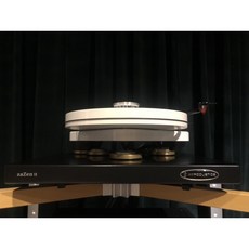 沐耳 奧地利 Pro-ject RPM 1 Carbon 黑膠唱盤 Iso Acoustics 抑振墊，經典設計，原音重現