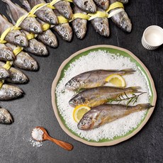 영광 법성포 전통방식 가정용 선물용굴비 20미 /1.7kg이상/1.6kg이상/1.5kg이상, 1세트, 역걸이(20미 1.5kg이상) 기본포장