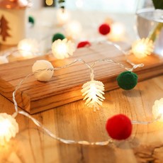 台灣現貨 USB 電池盒 新款聖誕燈 榛果松果松針鈴鐺聖誕燈串 電池盒聖誕藤球彩燈 聖誕樹裝飾 花圈裝飾, 毛球松果2米20燈(電池款), 1個